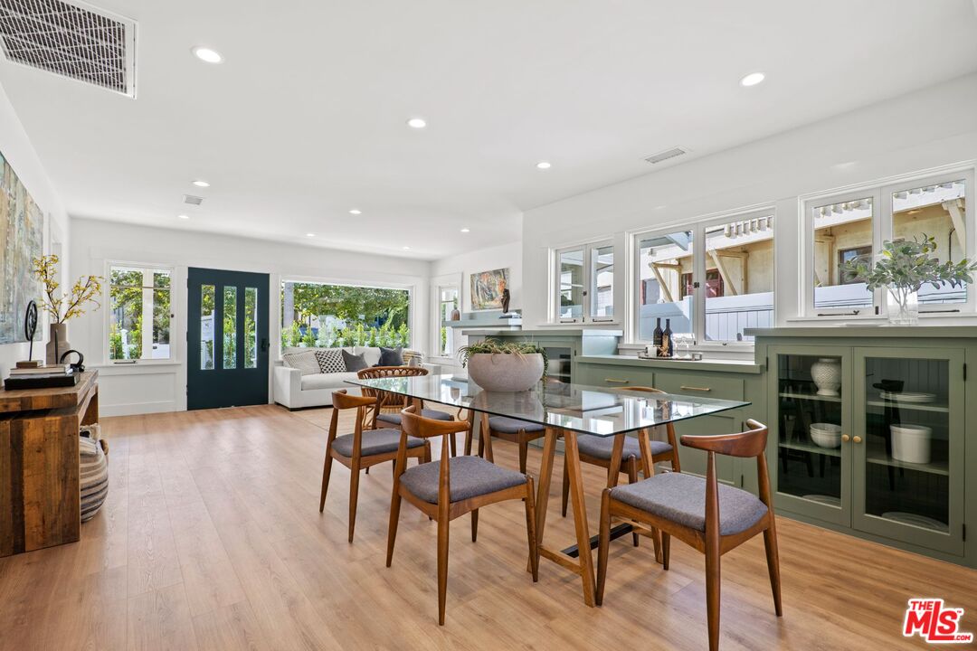 2616 Abbot Kinney Blvd