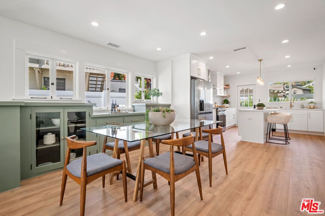 2616 Abbot Kinney Blvd