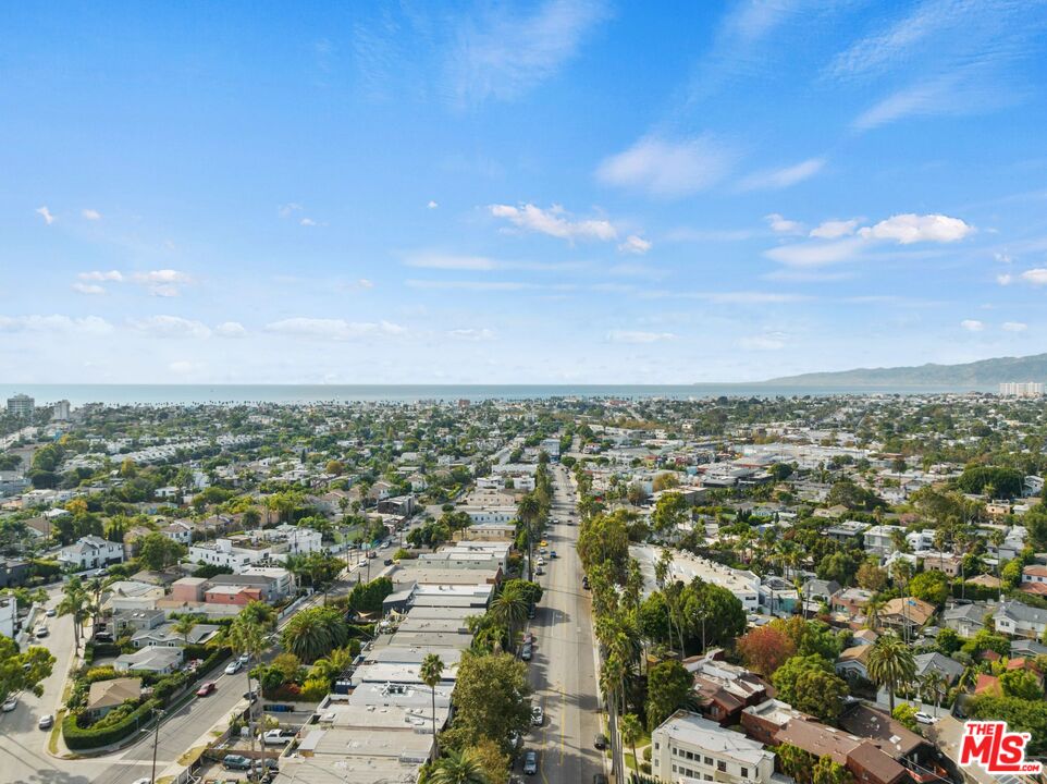 2616 Abbot Kinney Blvd