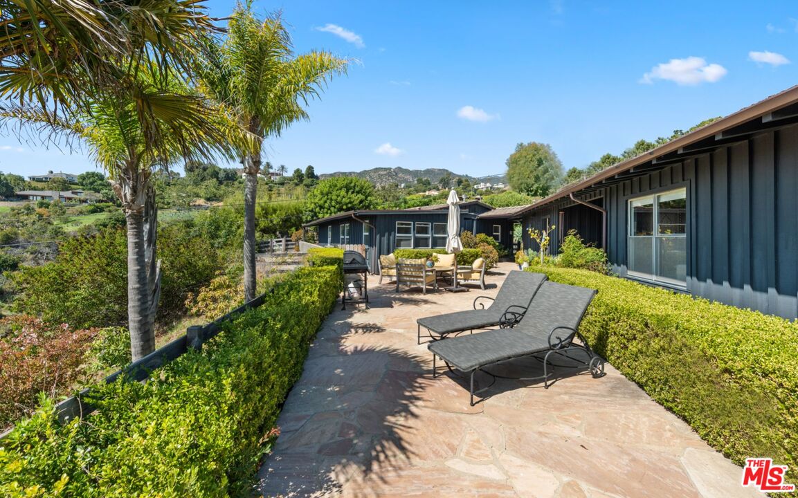 22042 Carbon Mesa Rd