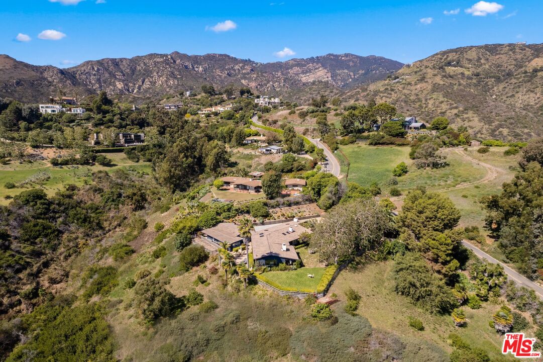 22042 Carbon Mesa Rd