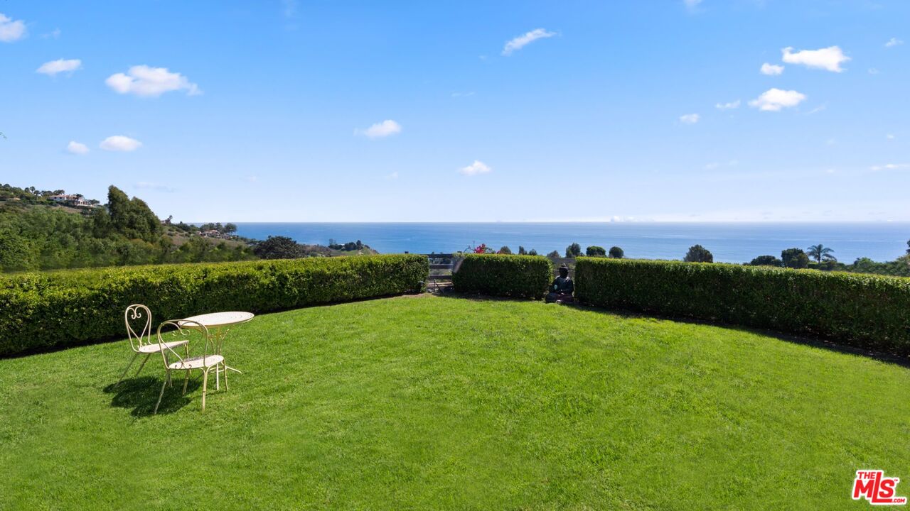 22042 Carbon Mesa Rd