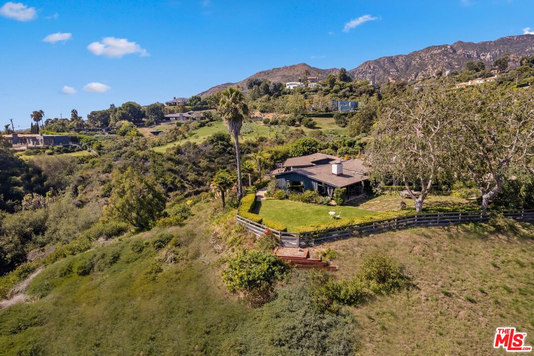 22042 Carbon Mesa Rd