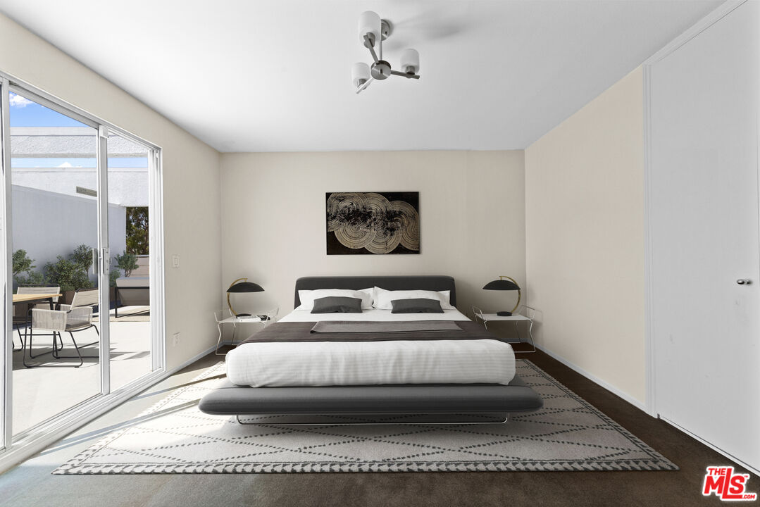 514 S Barrington Ave Unit: 302