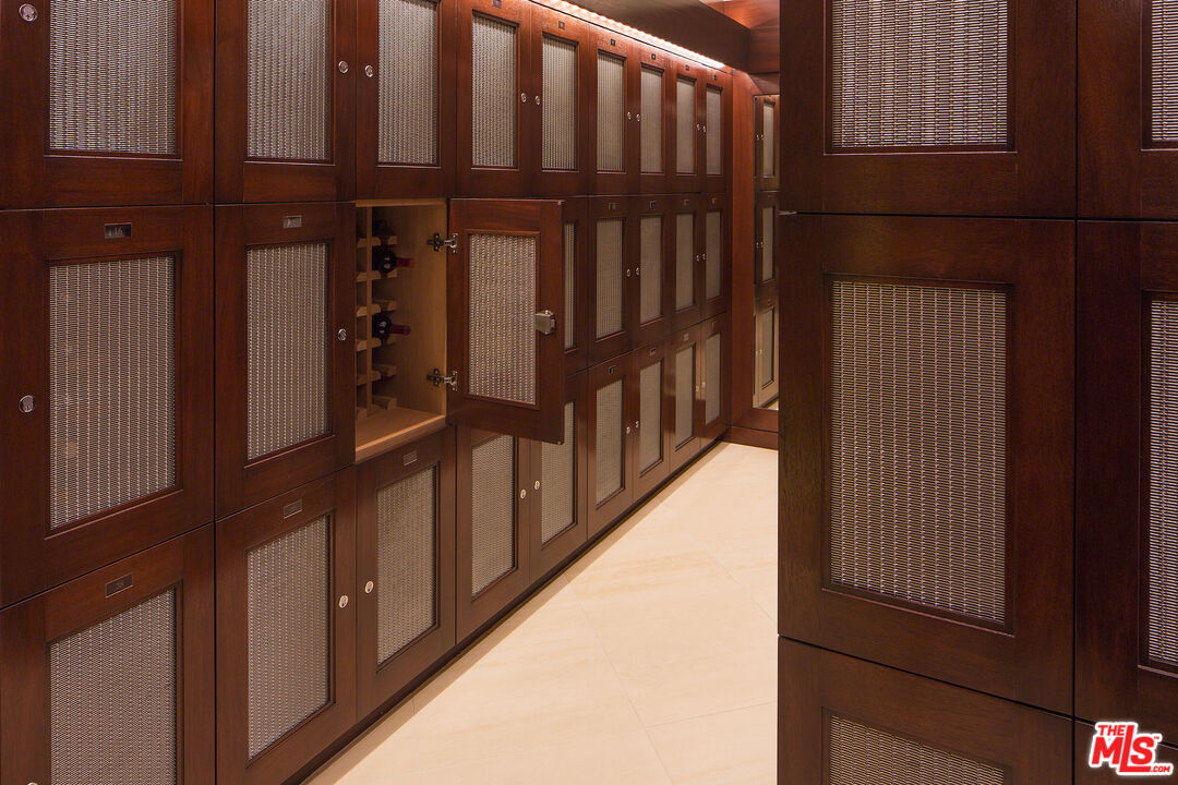 10580 Wilshire Blvd Unit: 16 NE