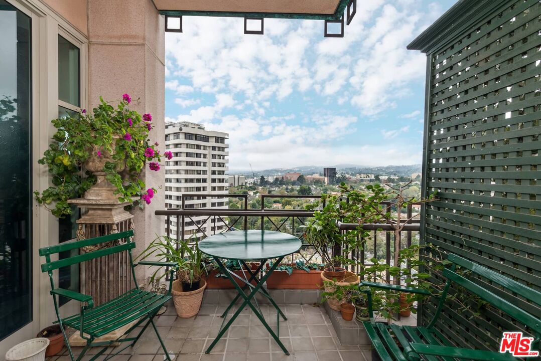 10580 Wilshire Blvd Unit: 16 NE