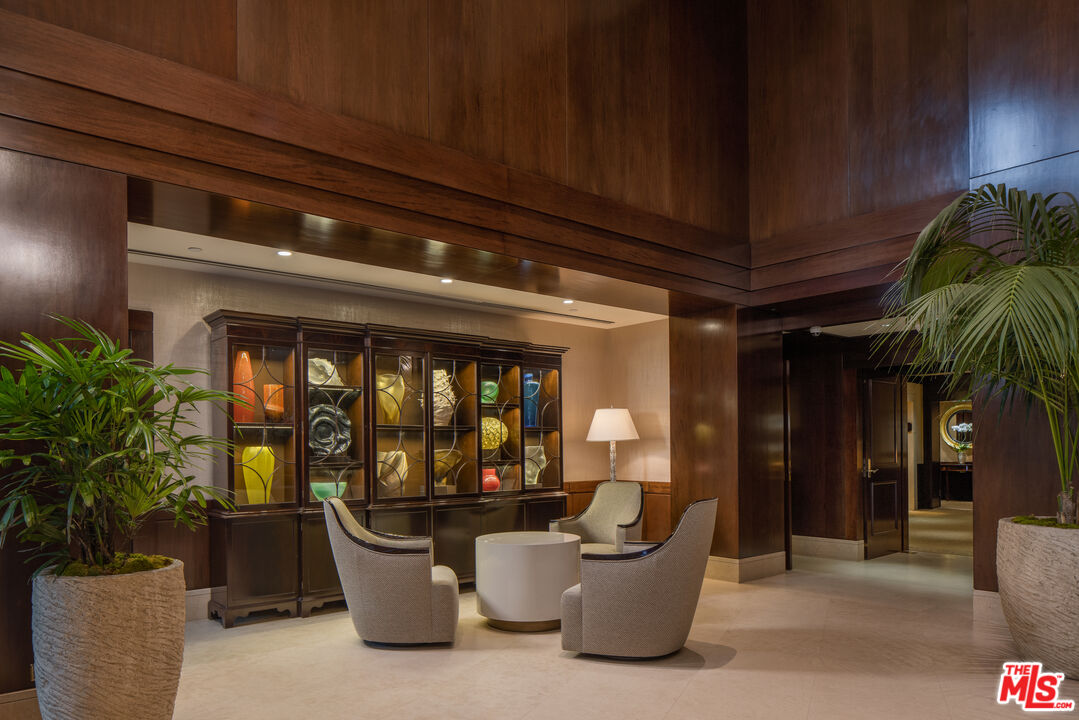 10580 Wilshire Blvd Unit: 16 NE