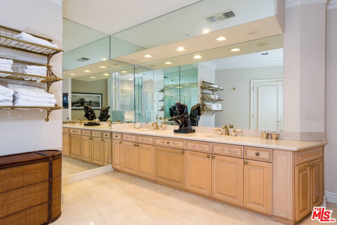 10580 Wilshire Blvd Unit: 16 NE