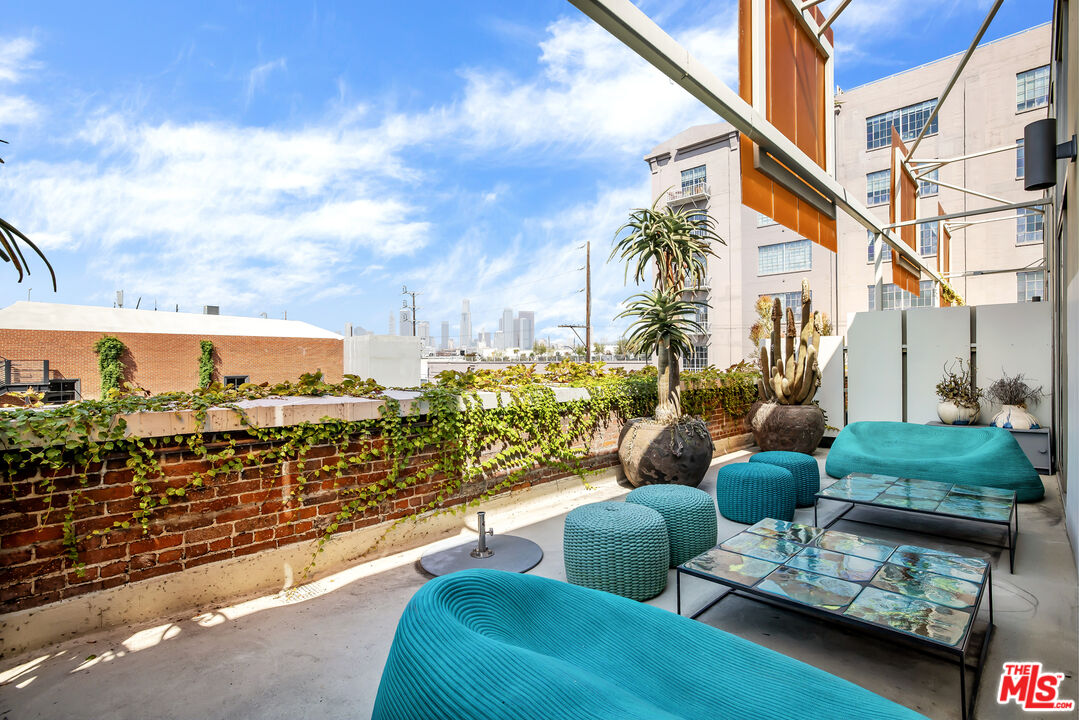 1850 Industrial St Unit: 103