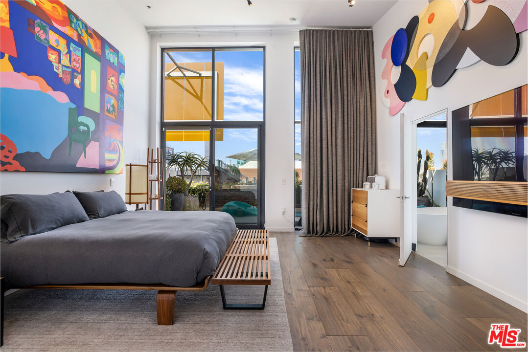 1850 Industrial St Unit: 103