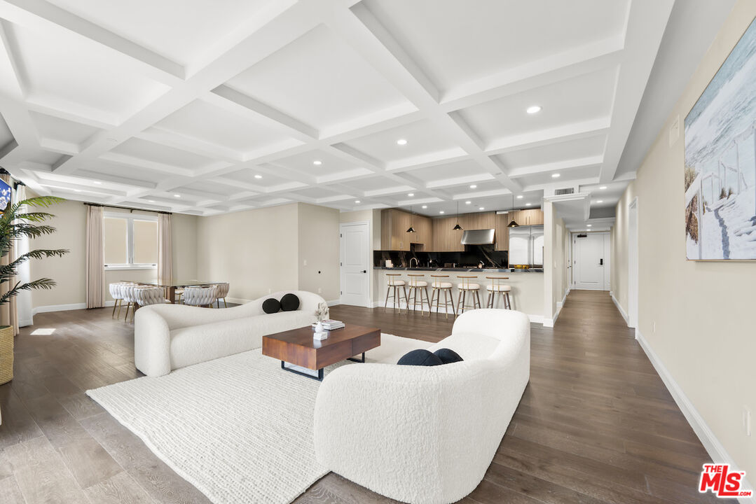 1825 Pandora Ave Unit: 301