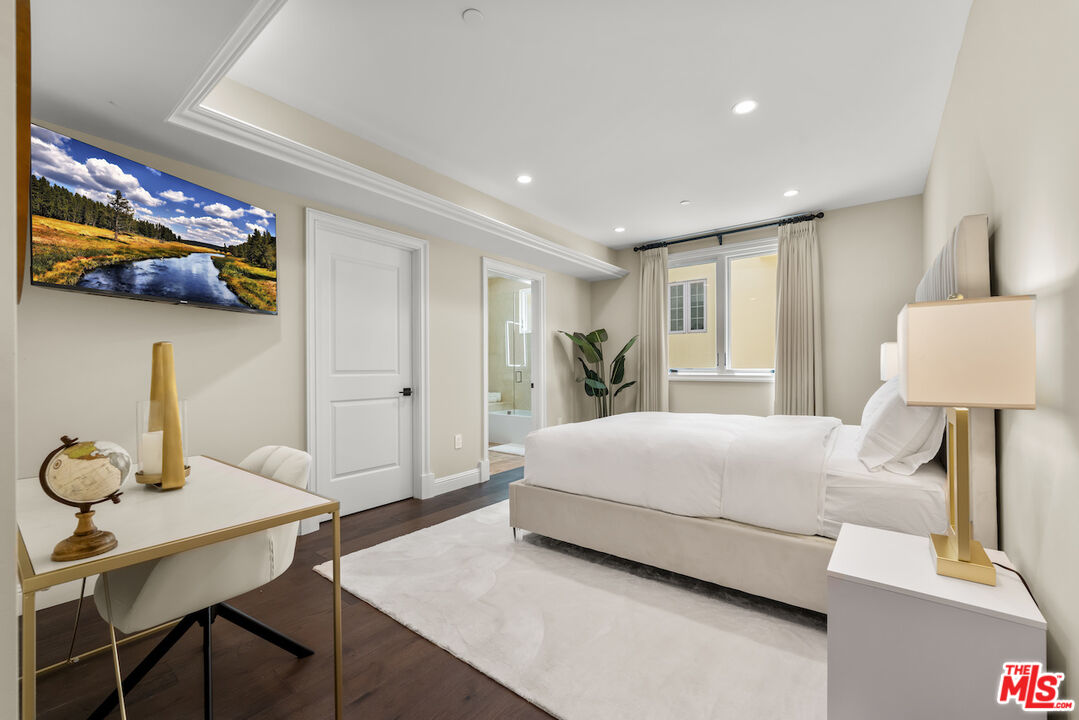 1825 Pandora Ave Unit: 301