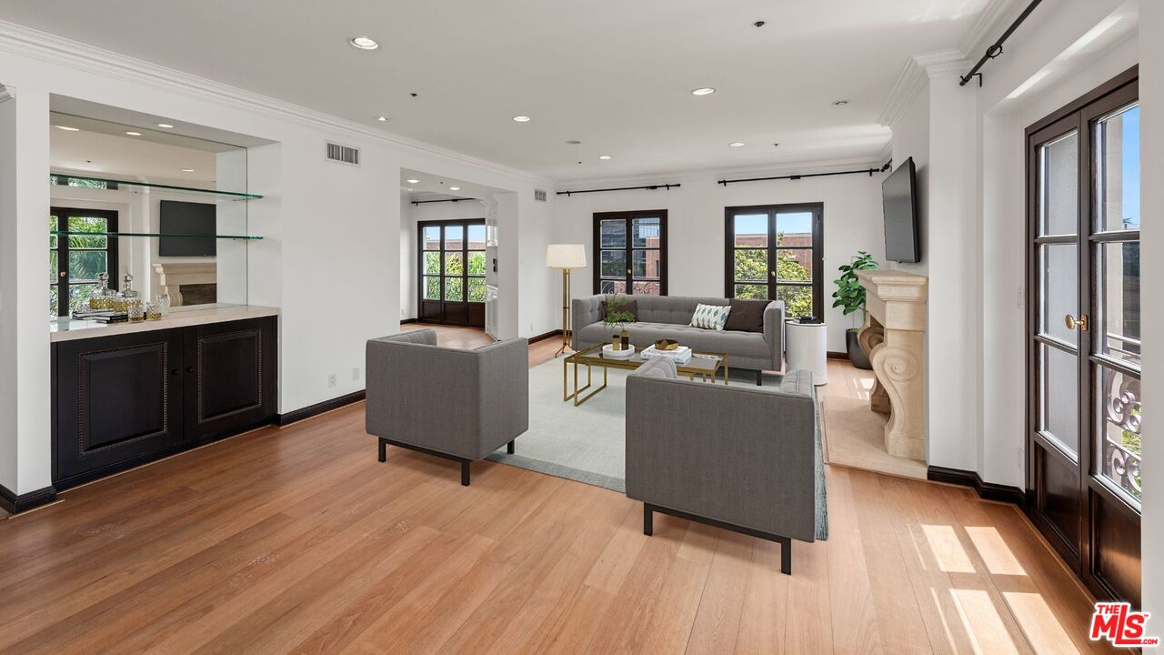 425 N Maple Dr Unit: 503