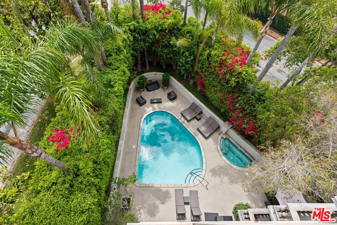 425 N Maple Dr Unit: 503