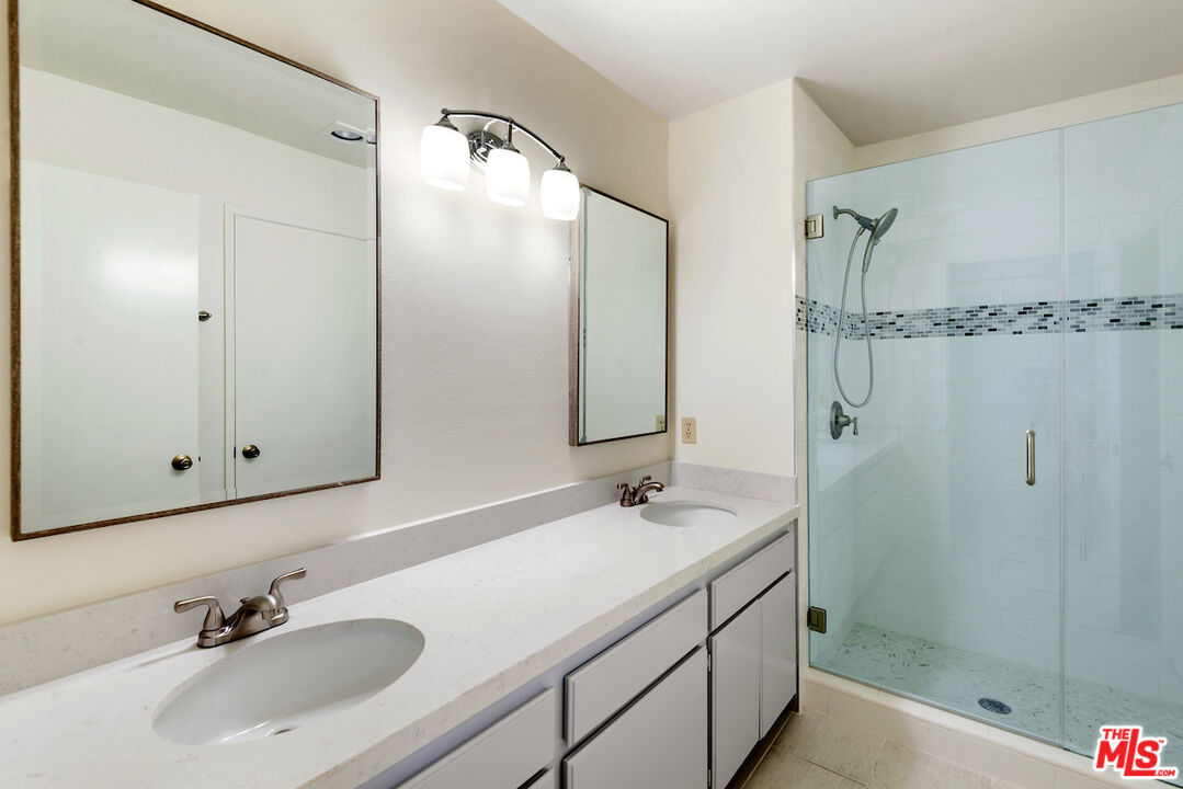 20224 Sherman Way Unit: 25