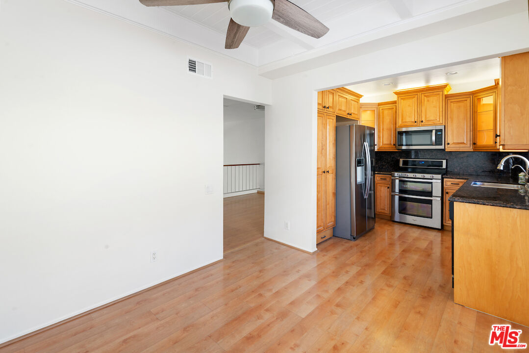 20224 Sherman Way Unit: 25