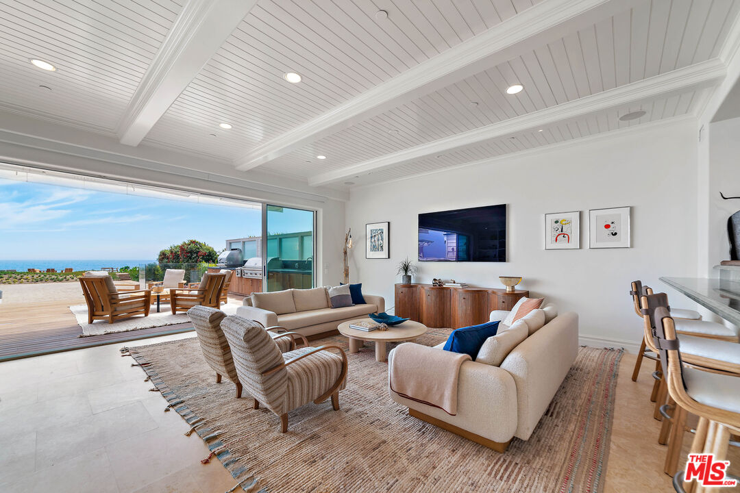 30962 Broad Beach RD