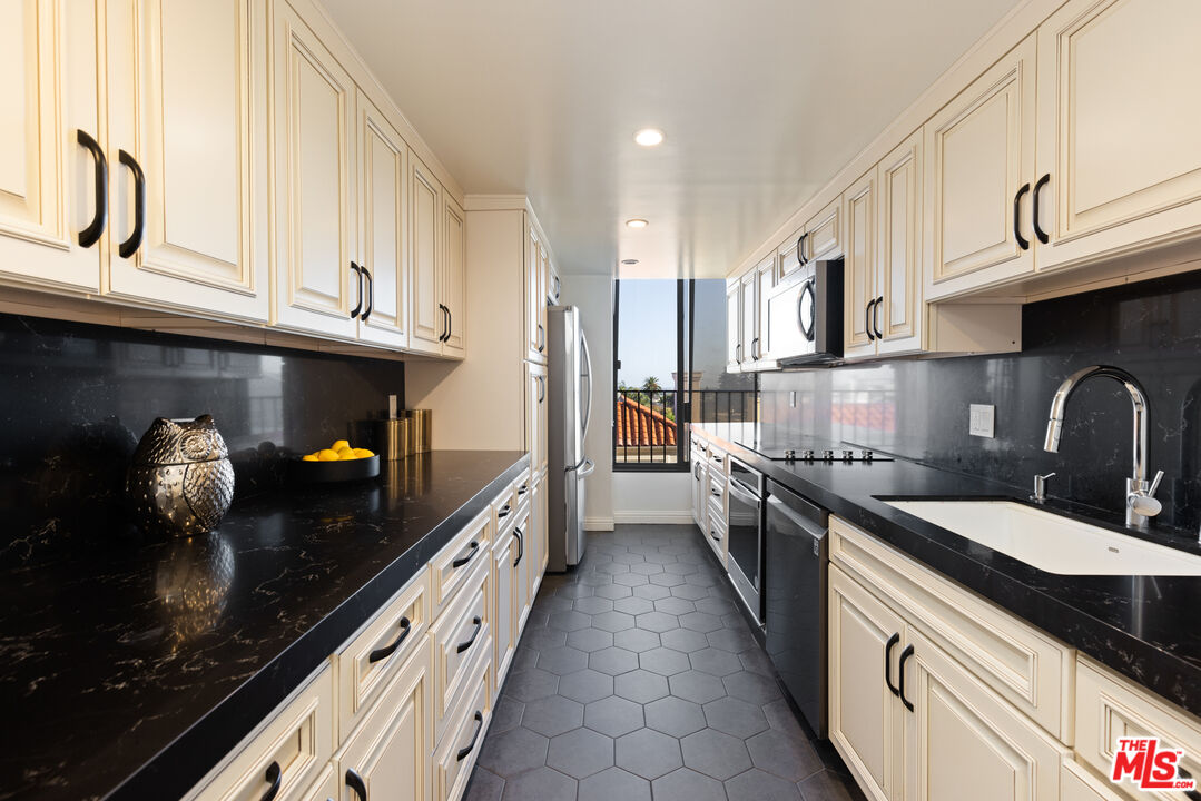 10590 Wilshire Blvd Unit: 608