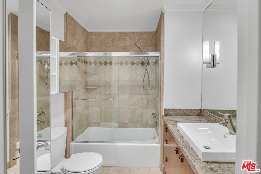 11965 Gorham Ave Unit: 301