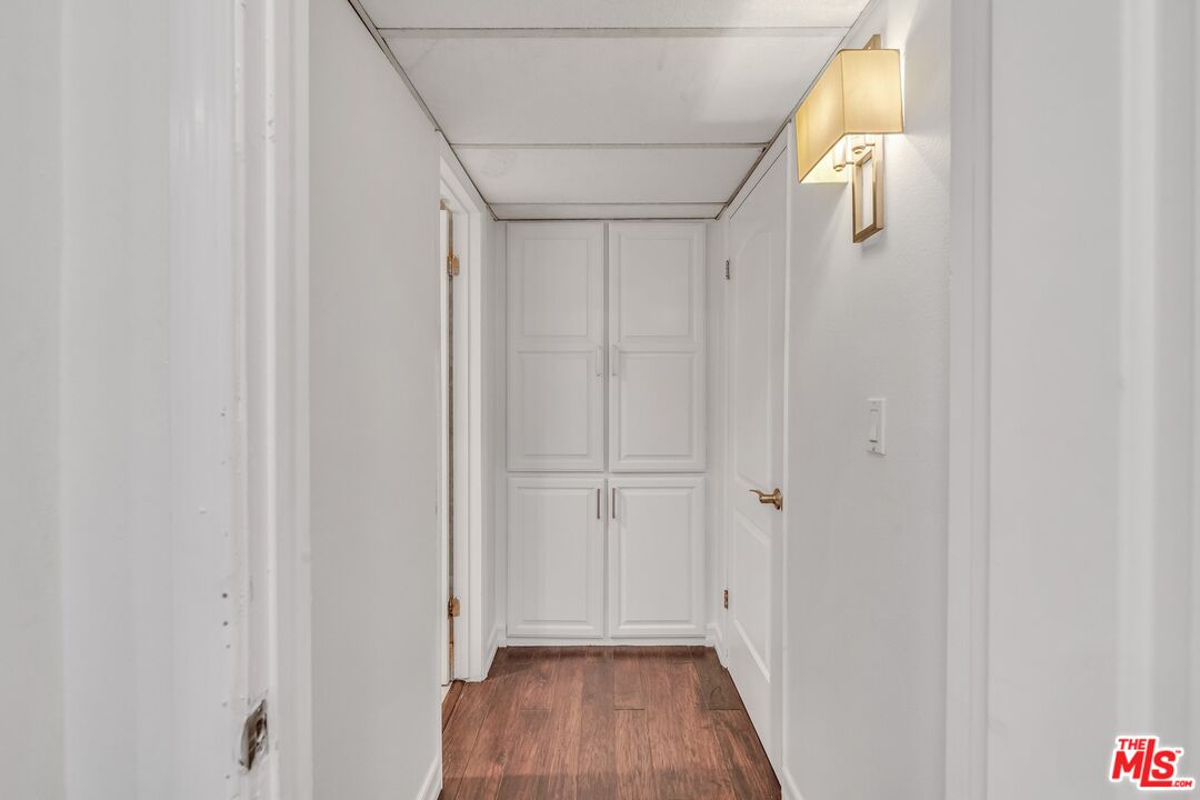 11965 Gorham Ave Unit: 301