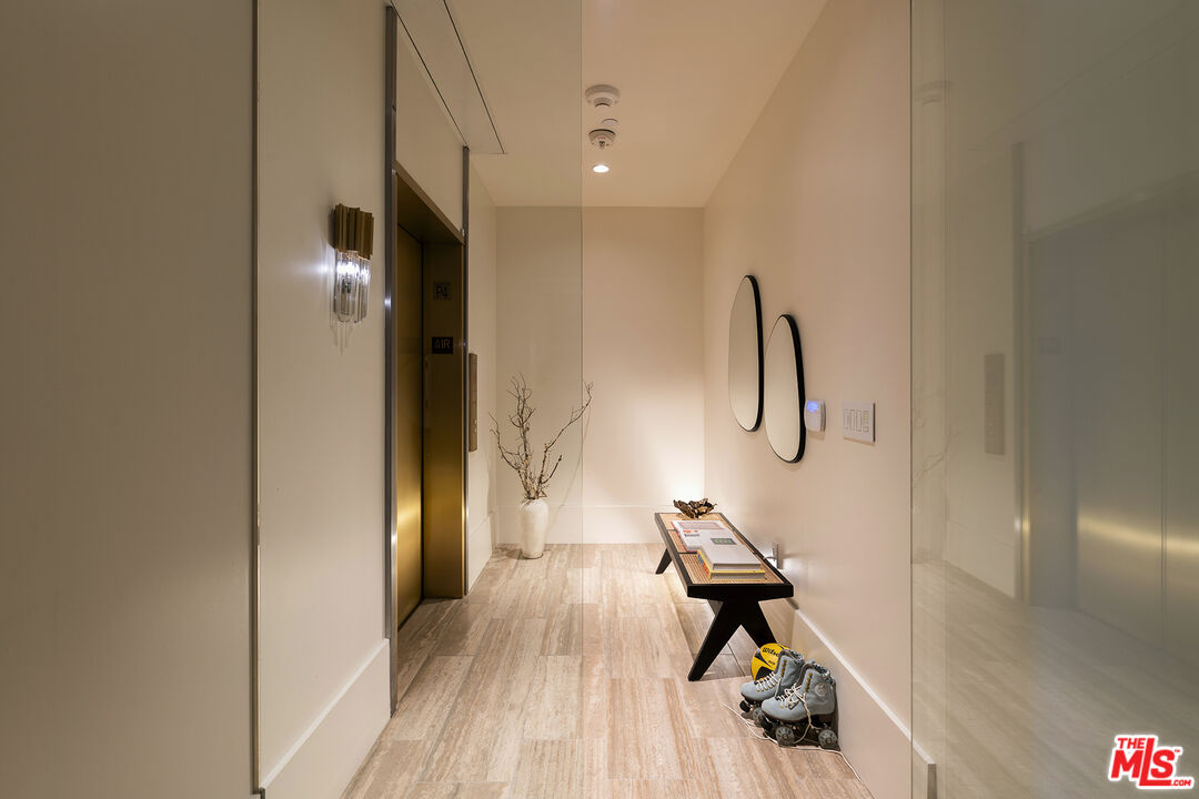 8420 Sunset Boulevard Unit: 107