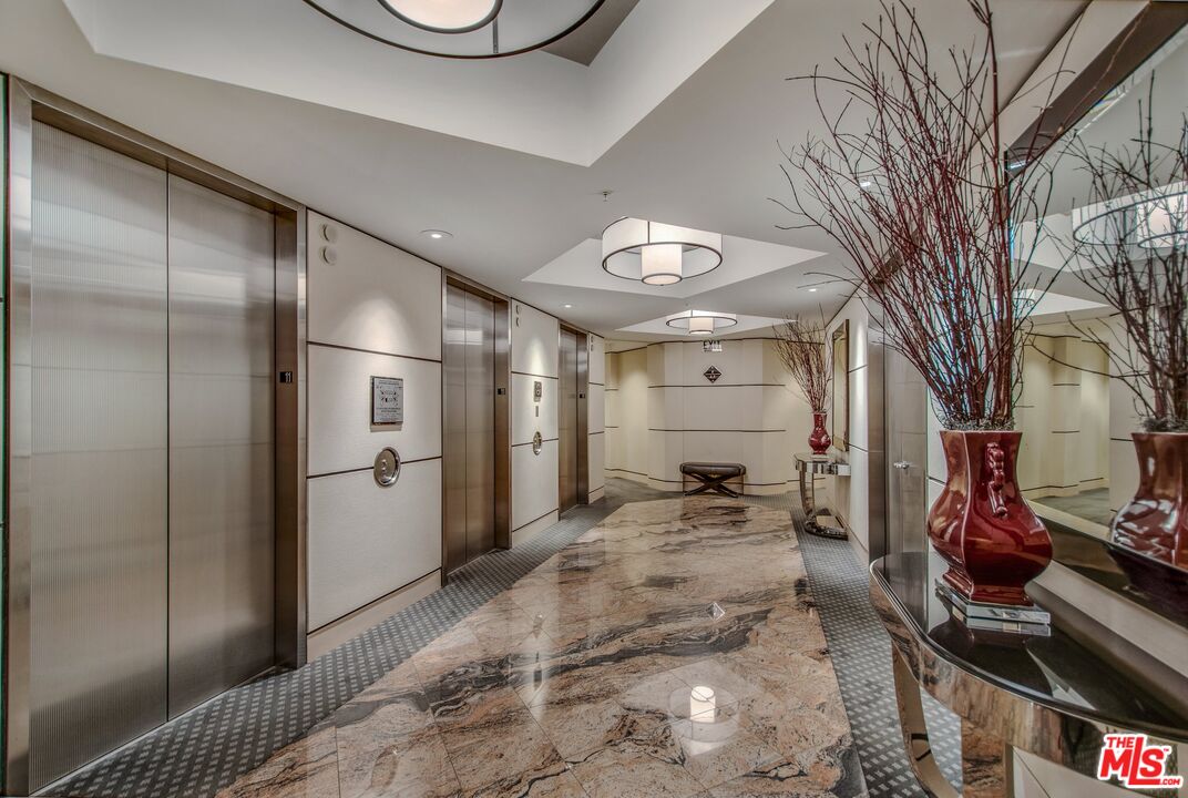 10490 Wilshire Blvd Unit: 1102