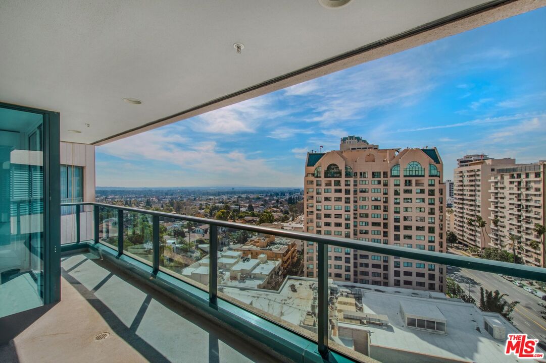 10490 Wilshire Blvd Unit: 1102