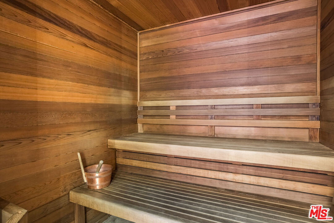 880 W 1st St Unit: 709