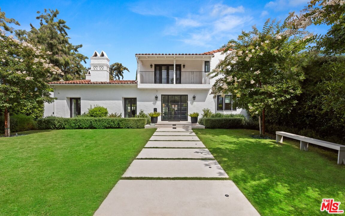 800 S Beverly Glen Blvd