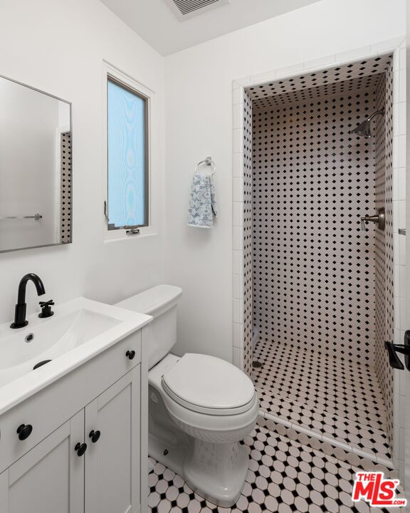 800 S Beverly Glen Blvd