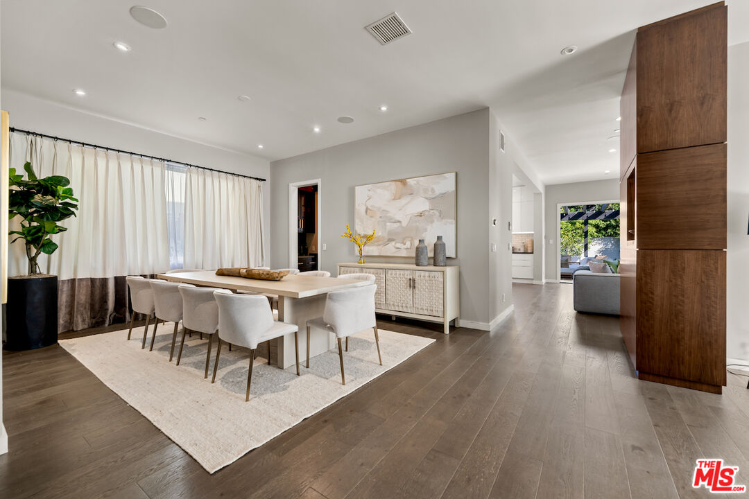 1750 S Sherbourne Dr