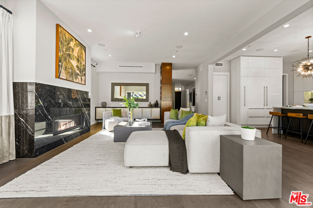 1750 S Sherbourne Dr