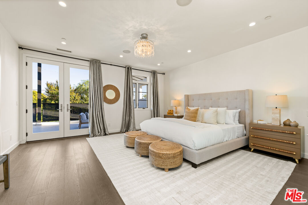 1750 S Sherbourne Dr