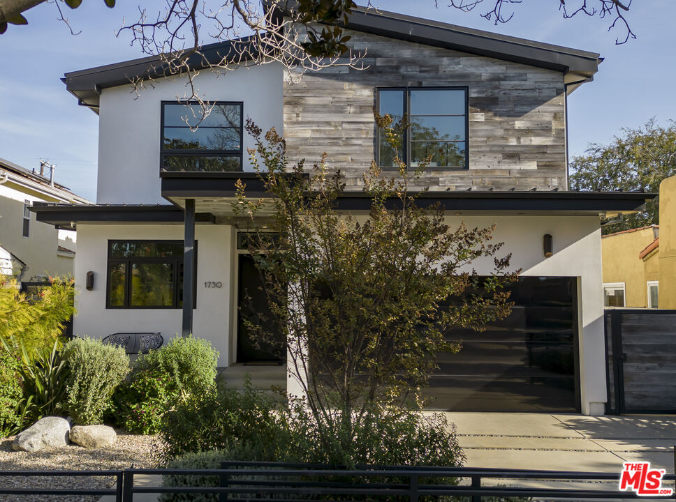 1750 S Sherbourne Dr