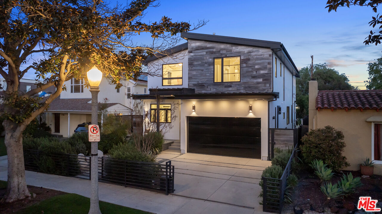 1750 S Sherbourne Dr