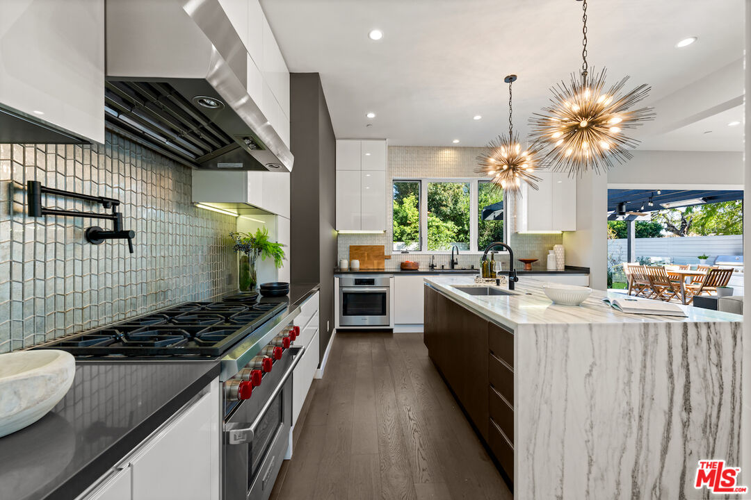 1750 S Sherbourne Dr