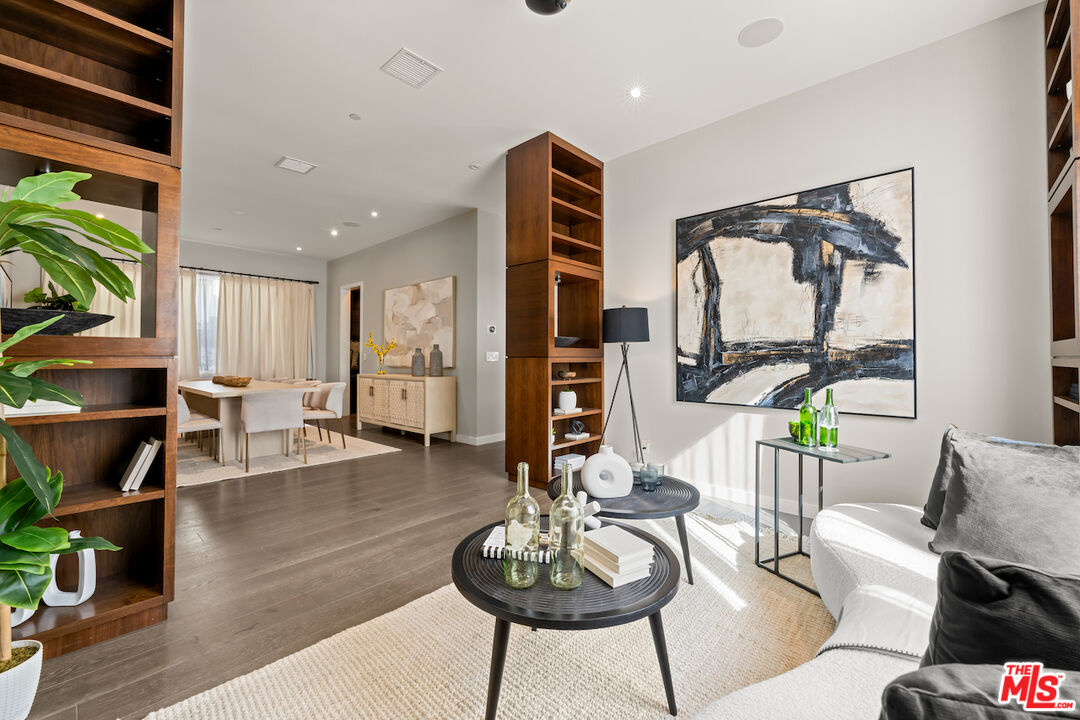 1750 S Sherbourne Dr