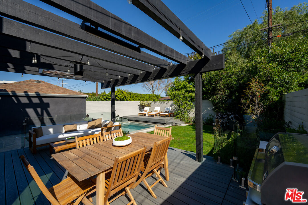 1750 S Sherbourne Dr