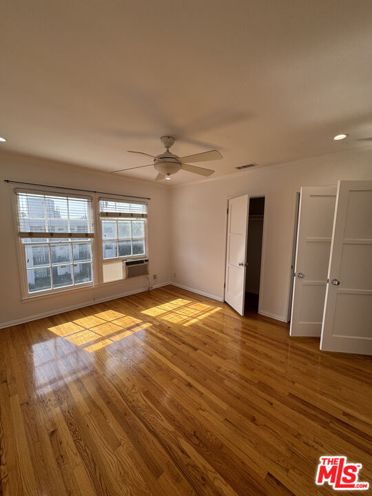 8563 Holloway Dr Unit: 1/4