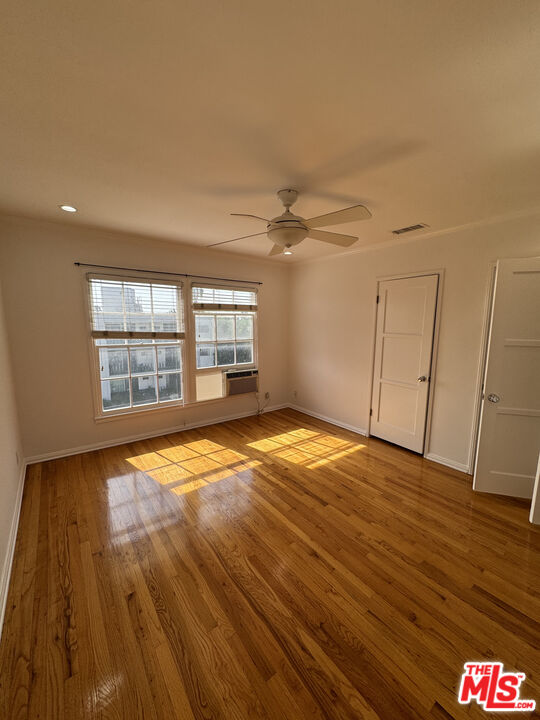 8563 Holloway Dr Unit: 1/4