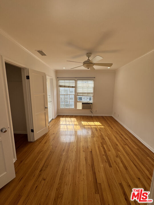 8563 Holloway Dr Unit: 1/4