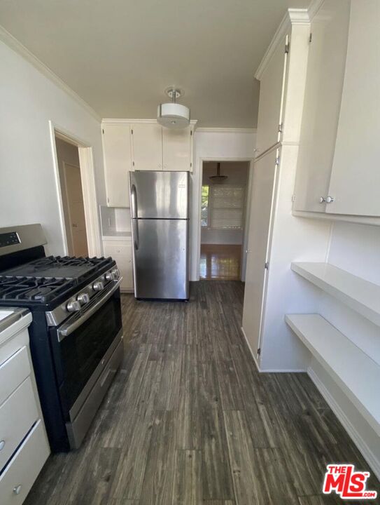 8563 Holloway Dr Unit: 1/4