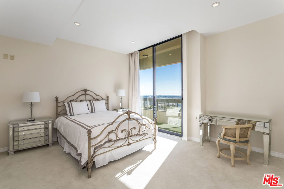 10590 Wilshire Blvd Unit: 1803