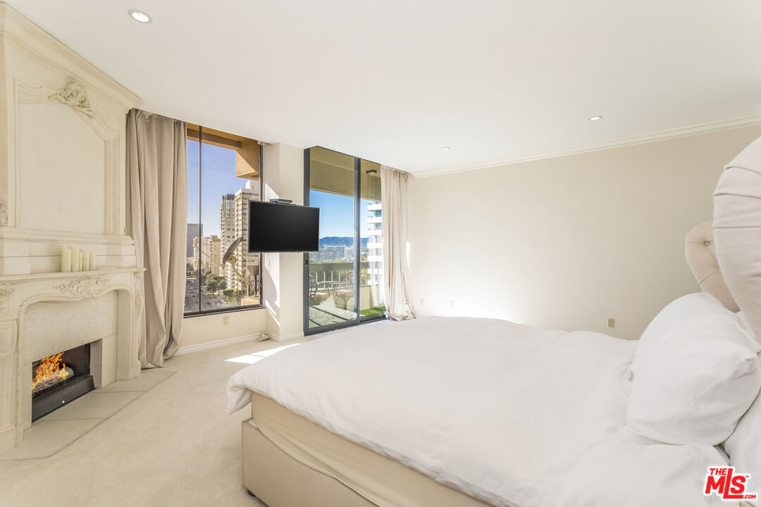 10590 Wilshire Blvd Unit: 1803