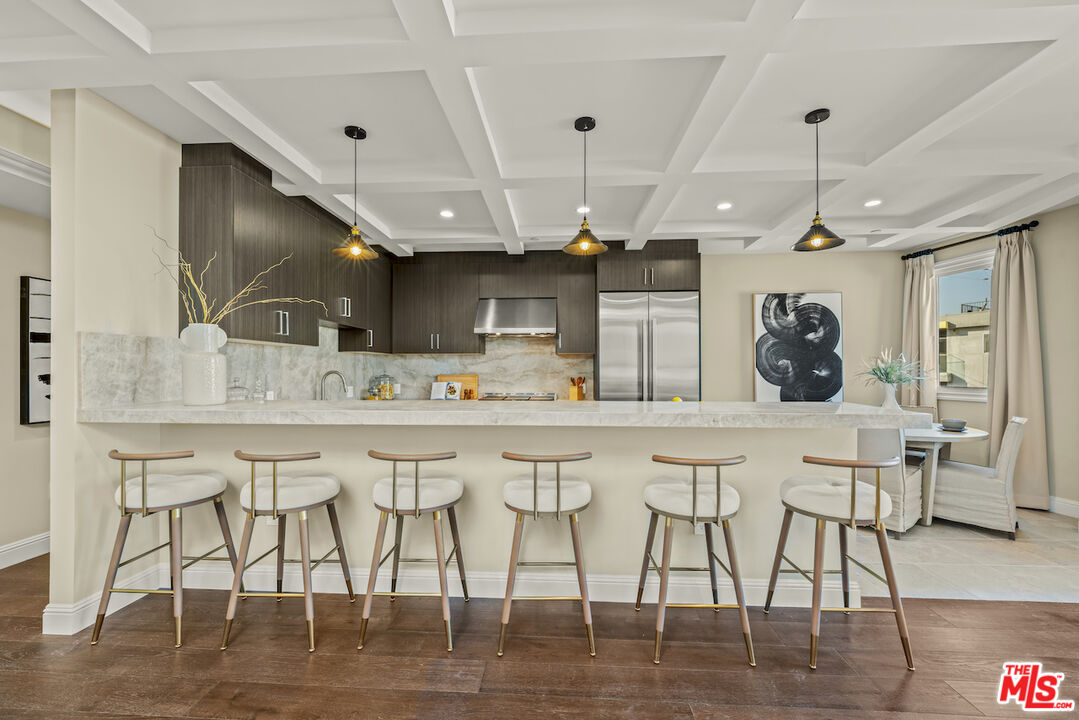 1825 Pandora Ave Unit: 201