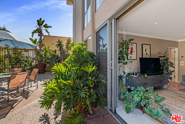 1351 N Crescent Heights Blvd Unit: 118