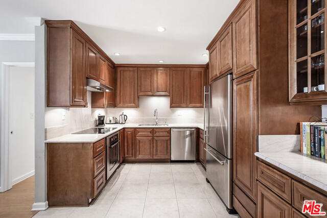 1351 N Crescent Heights Blvd Unit: 118