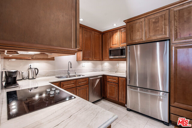 1351 N Crescent Heights Blvd Unit: 118