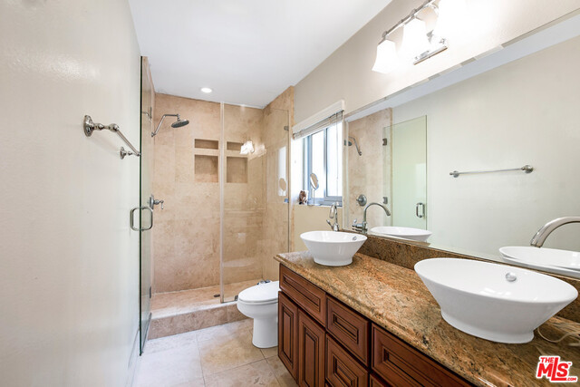 1351 N Crescent Heights Blvd Unit: 118