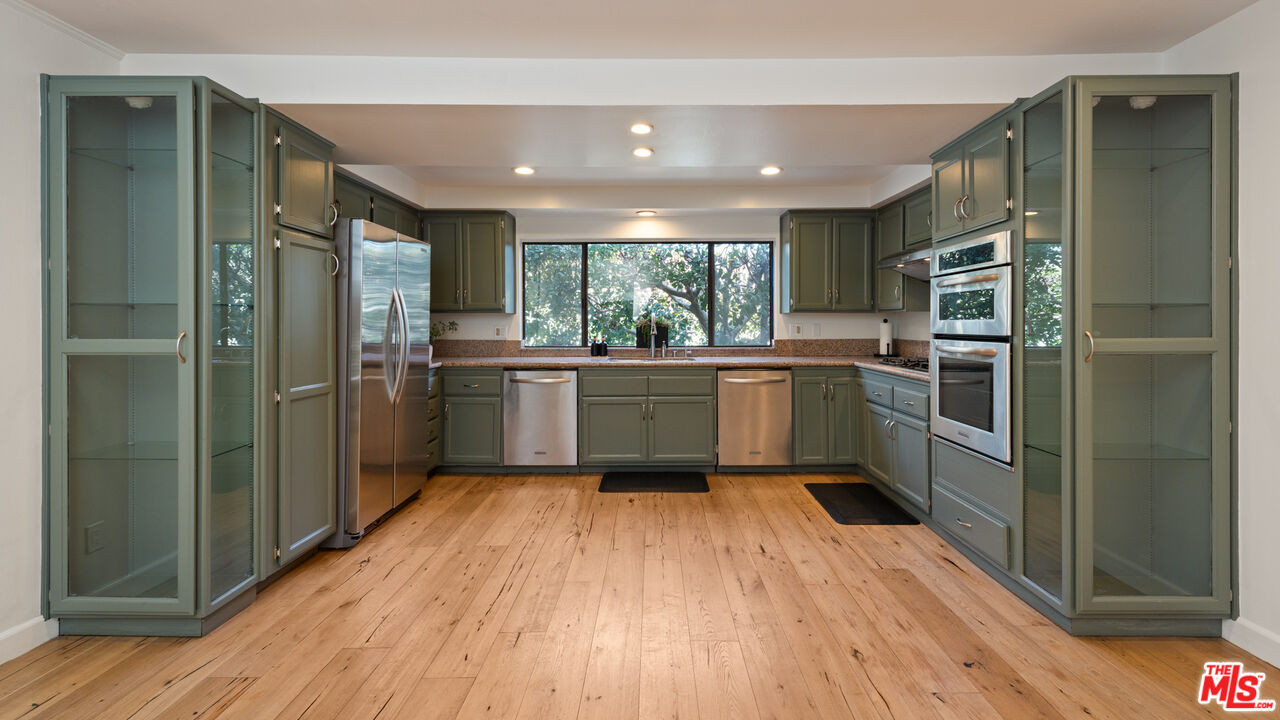 407 S Spalding Dr Unit: 5